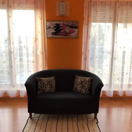 Kristaly Apartmanhaz Apartment