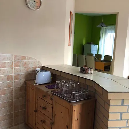 Kristaly Apartmanhaz