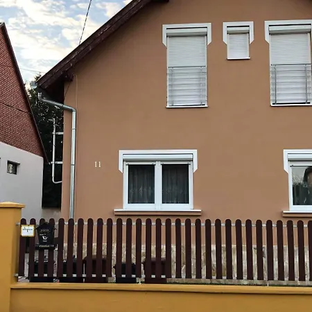 Kristály Apartmán