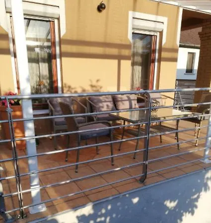 Kristaly Apartmanhaz Sarvar