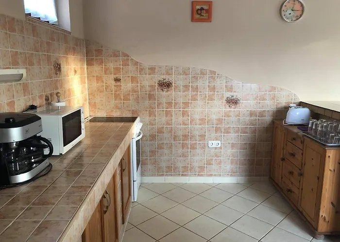 Kristaly Apartmanhaz Sárvár