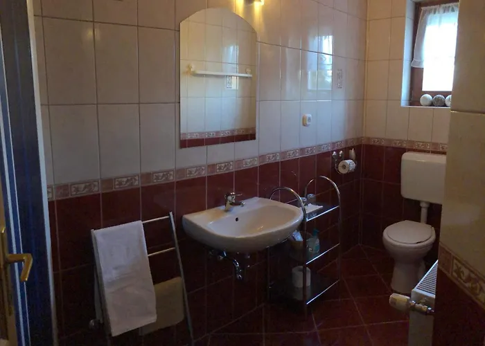 Kristaly Apartmanhaz *