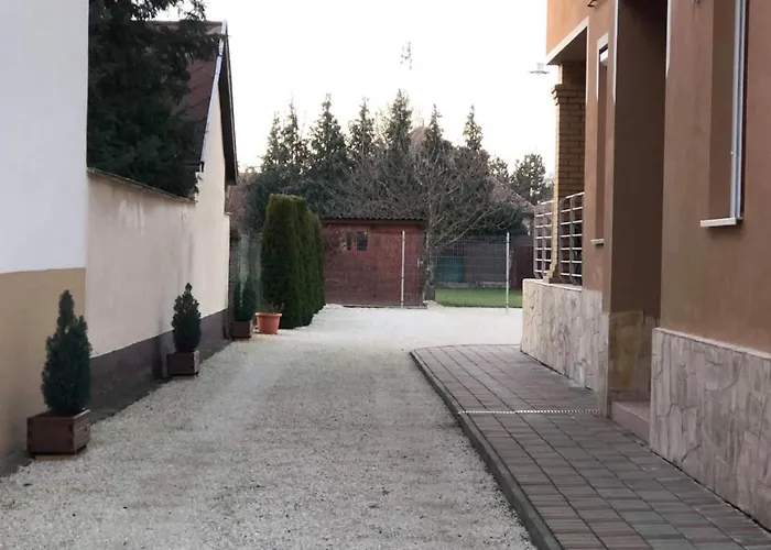 شقة Kristaly Apartmanhaz