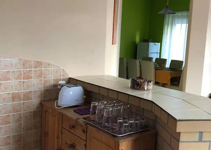 Kristaly Apartmanhaz