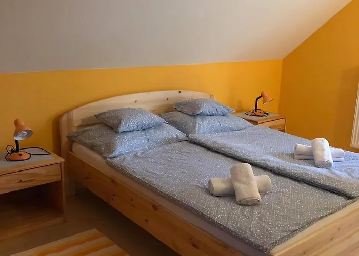 شقة Kristaly Apartmanhaz Sárvár